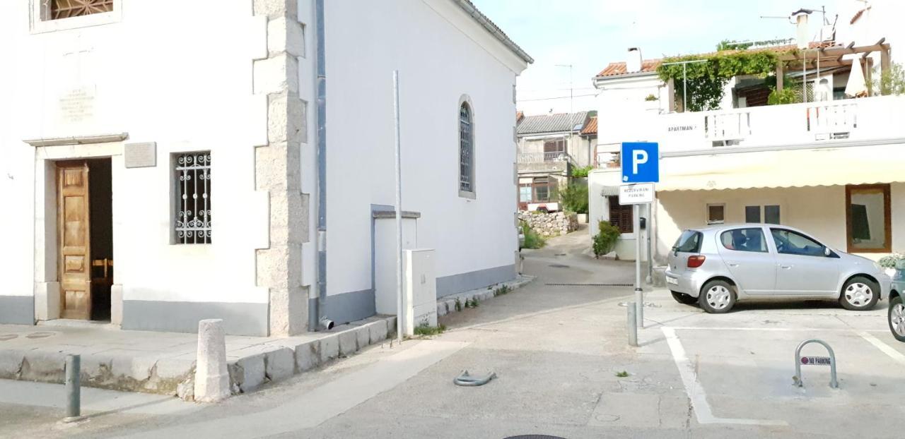 Apartman Dinka Punat Exterior foto